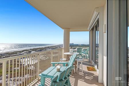 527 Beach Club Trail