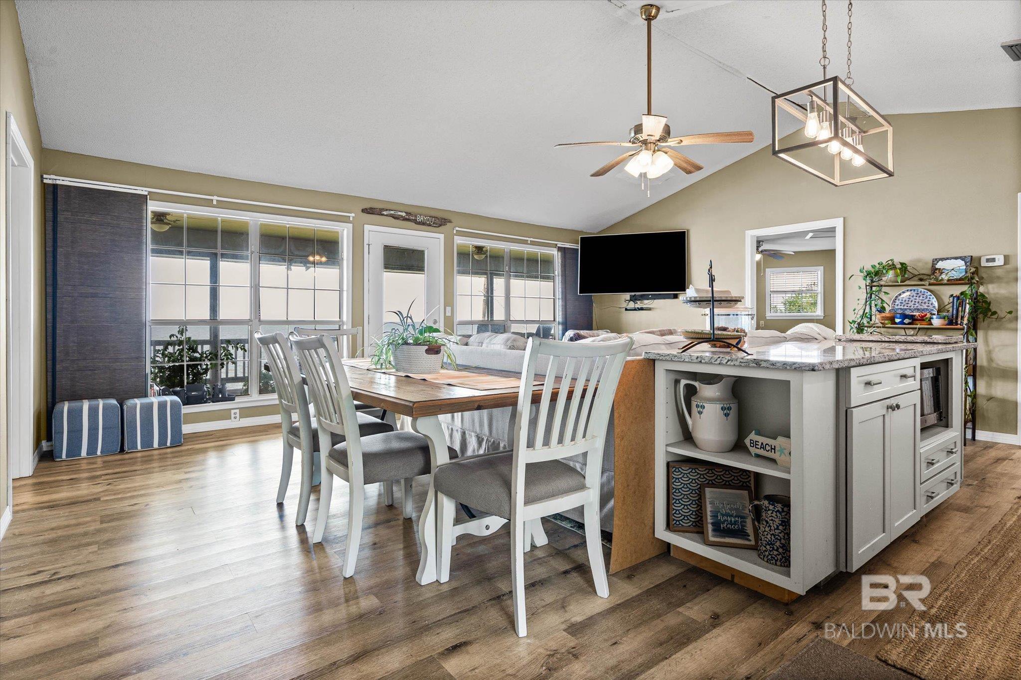 Image 2: Dining Area