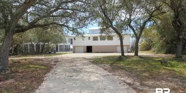 14662 Highway 180