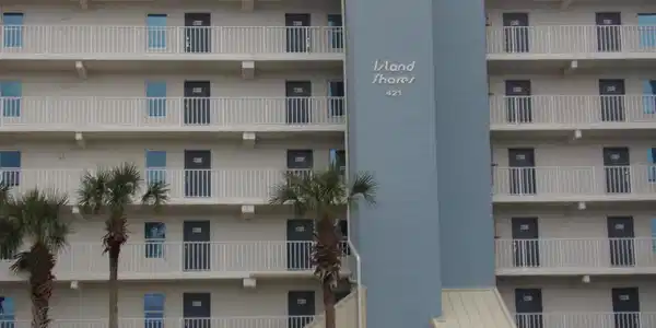 421 E Beach Boulevard