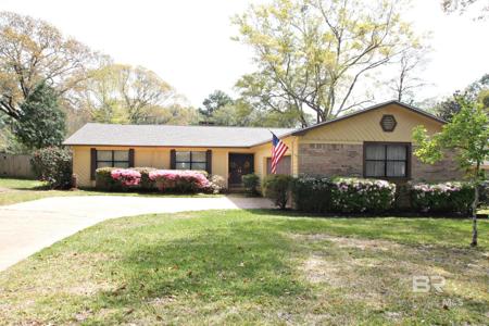 106 Windsor Court