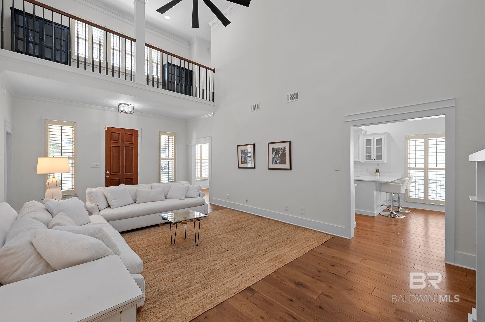 Image 2: Living Room