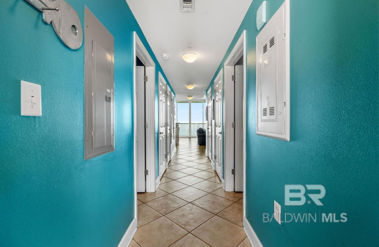 Image 4: Hallway