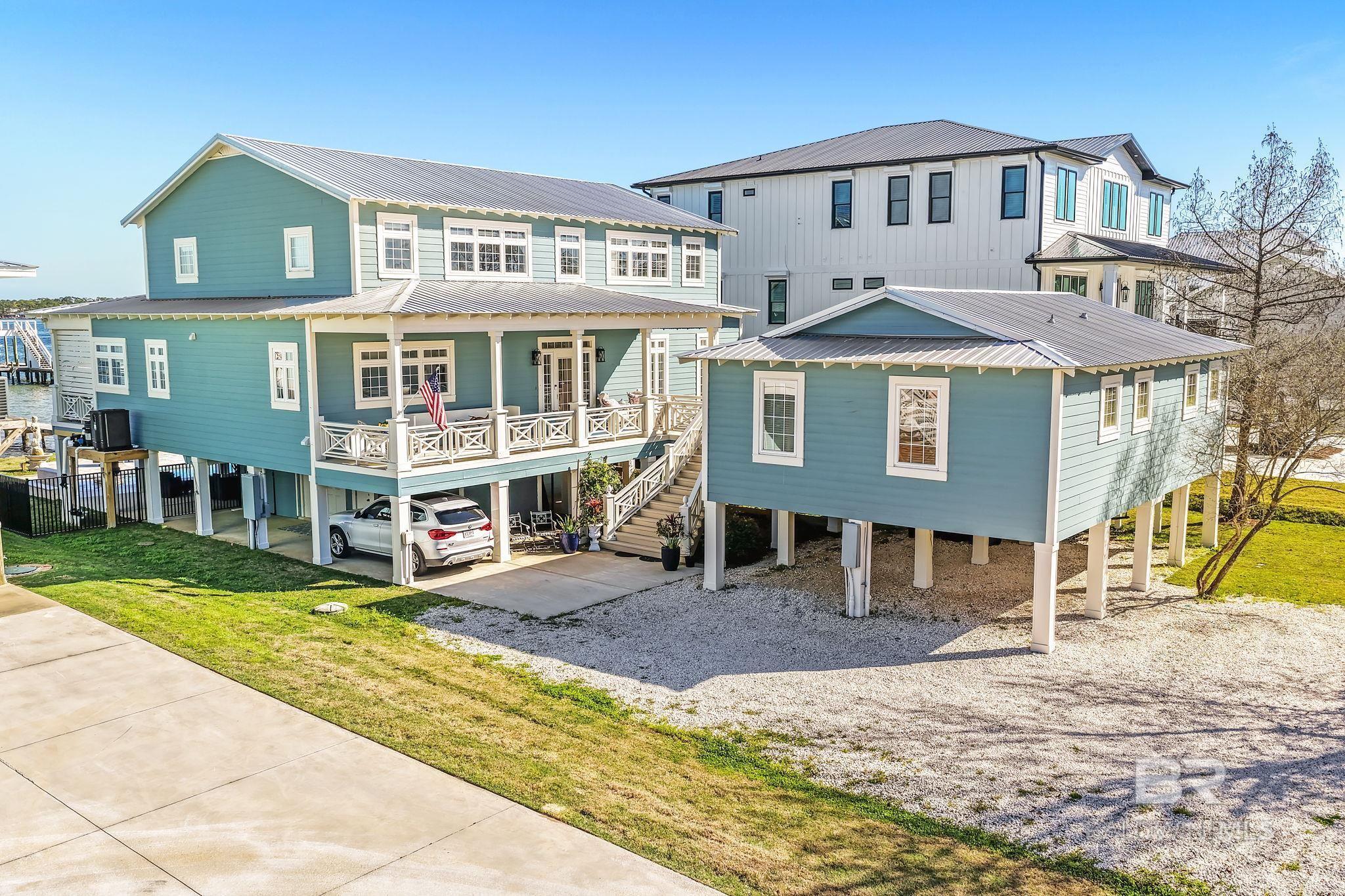 Image 2: Back Of Structure