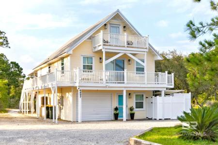 6897 Driftwood Drive