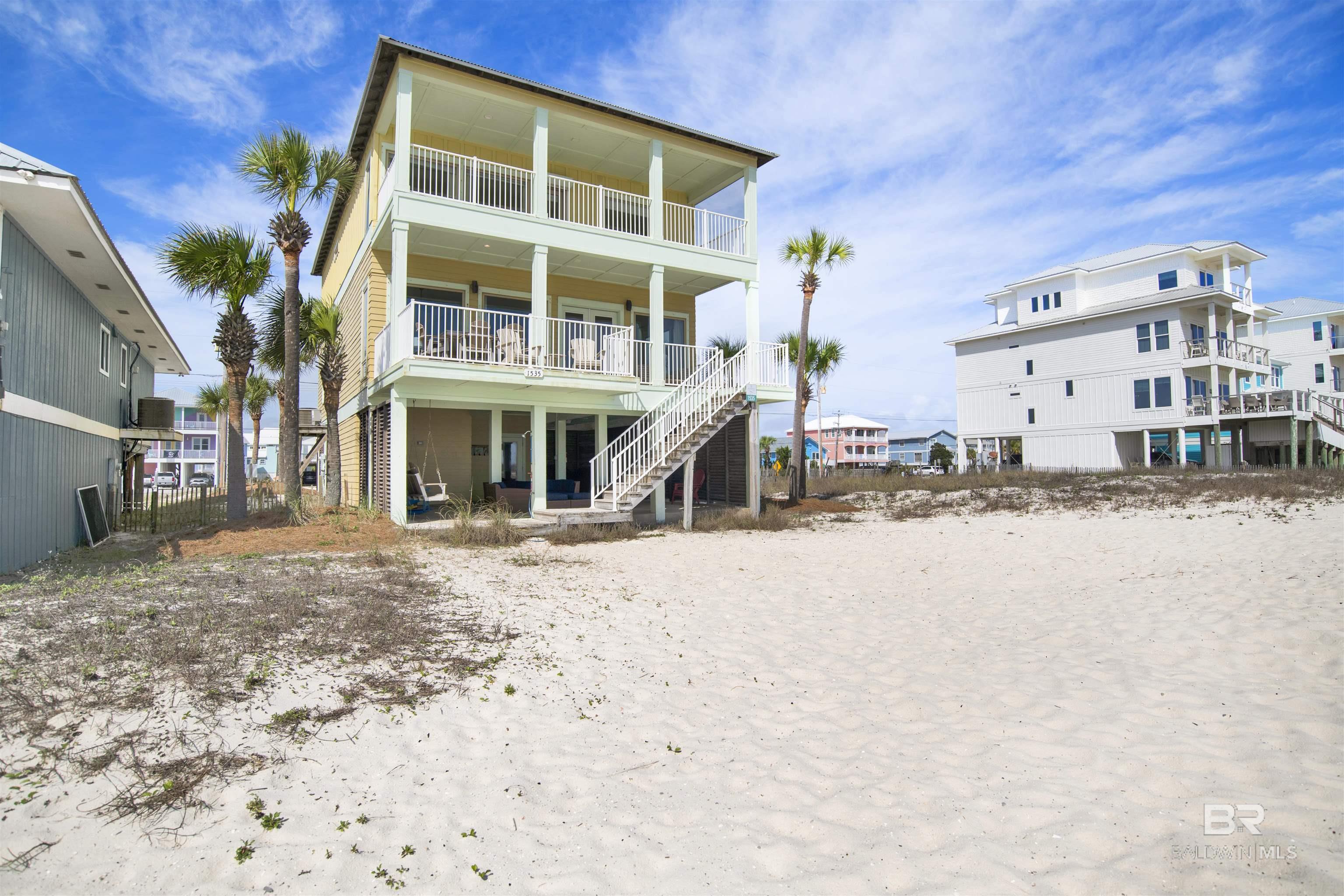 Image 2: Back Of Structure