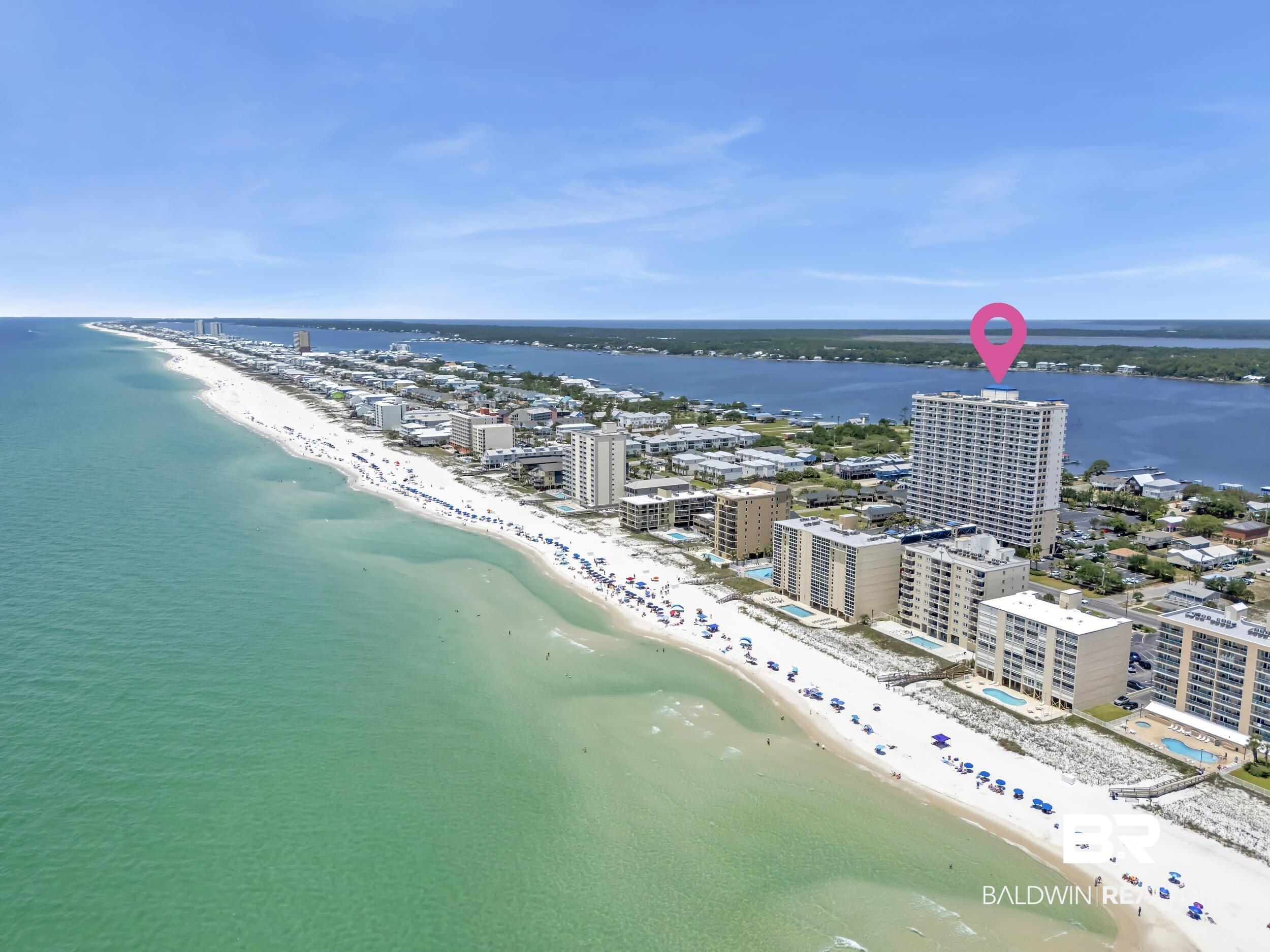 Image 4: High-rise property situated along a white sand beach with direct access to the Gulf