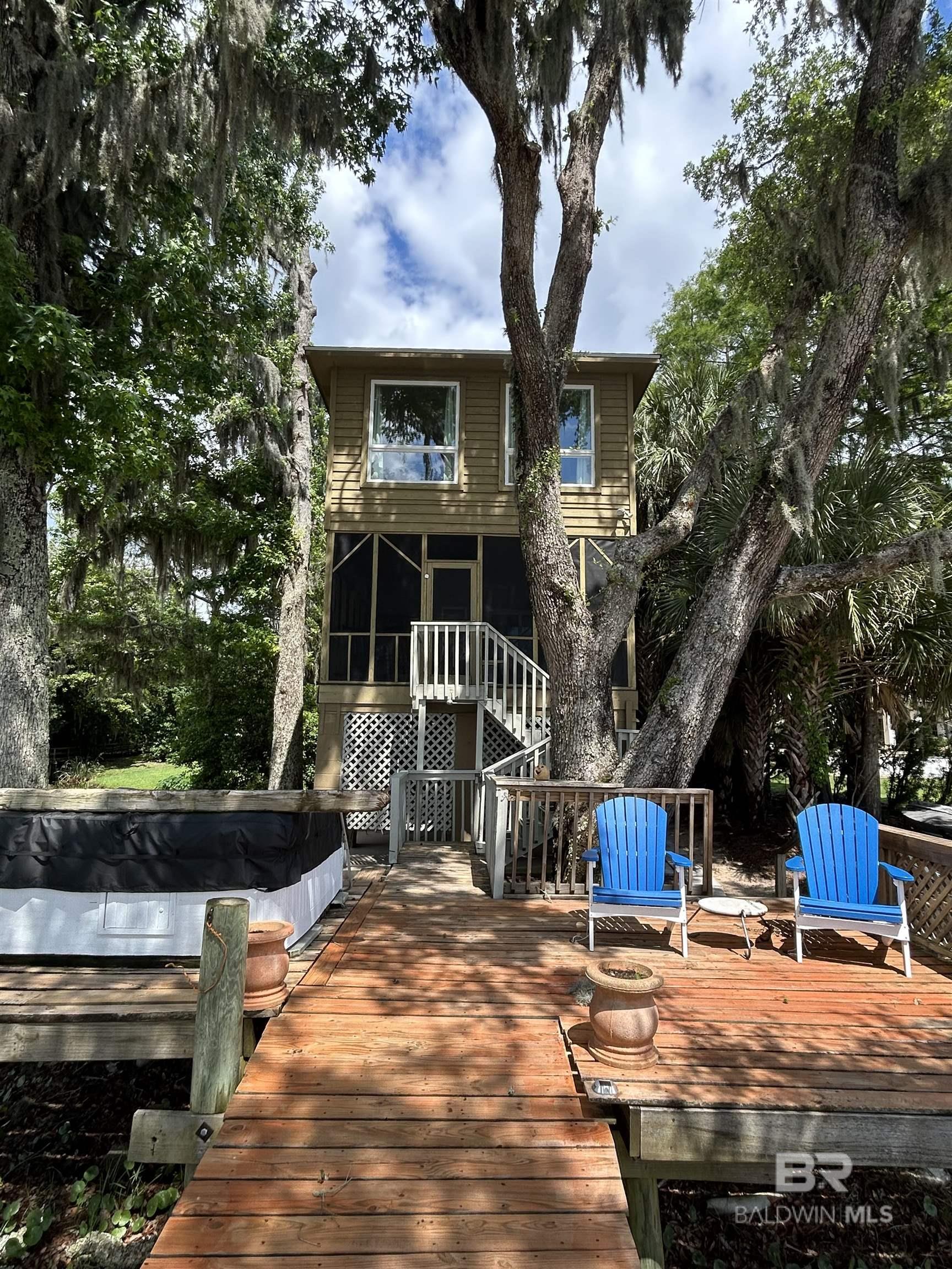 Image 1: Back Of Structure