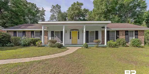 174 Country Club Drive