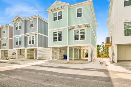 24229 Pepper Lane