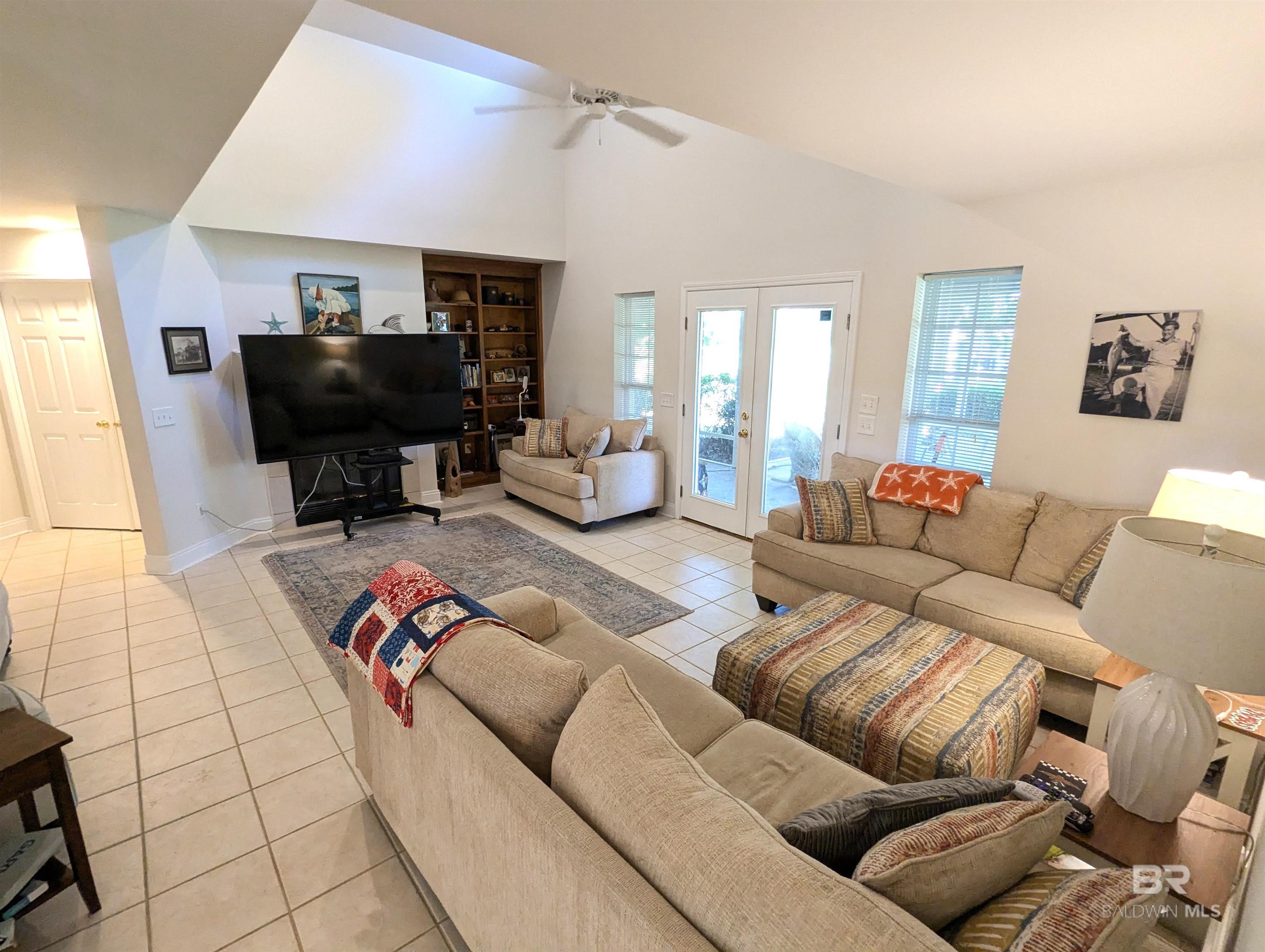 Image 2: Living Room