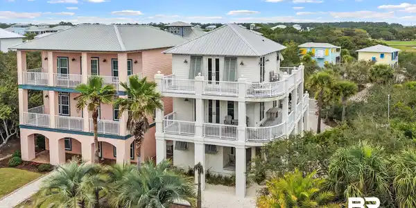 7242 Blue Heron Cove
