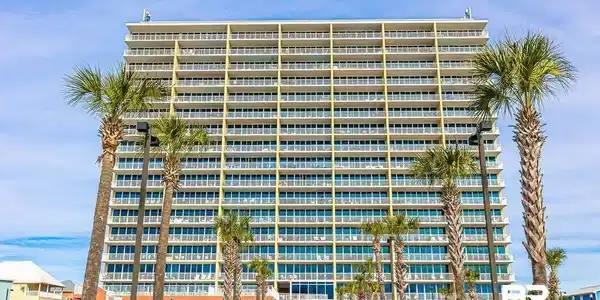 1524 W Beach Boulevard