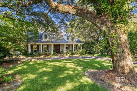 7011 Stanford Lane