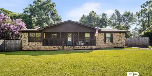 105 Brentwood Drive