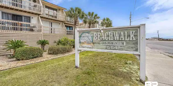 554 E Beach Boulevard