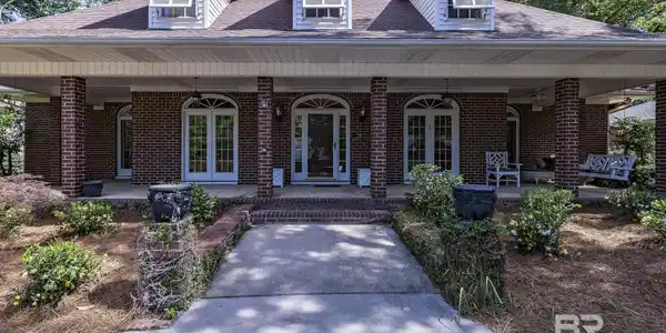 709 Oak Bluff Drive