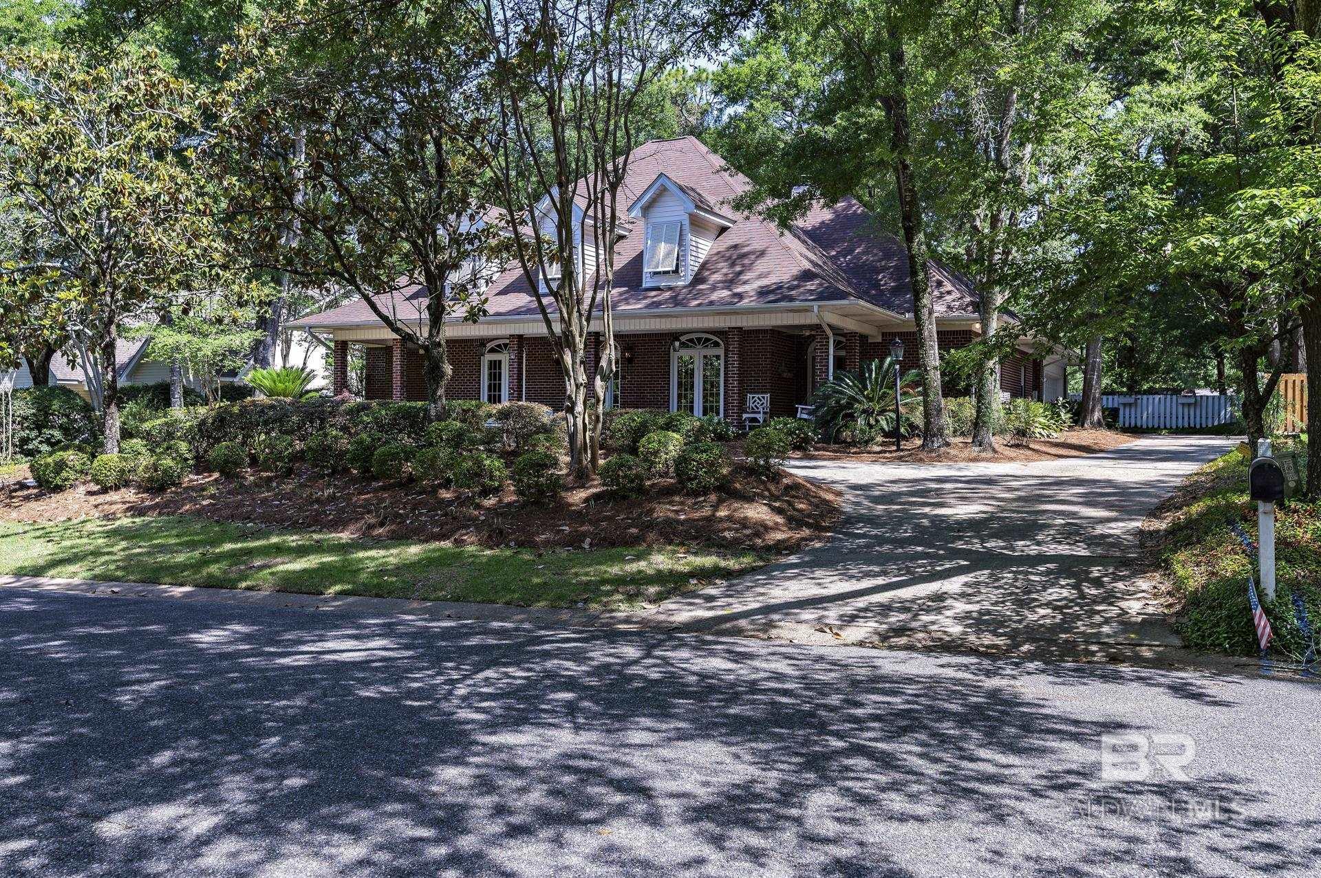 Image 3: Front Of Structure