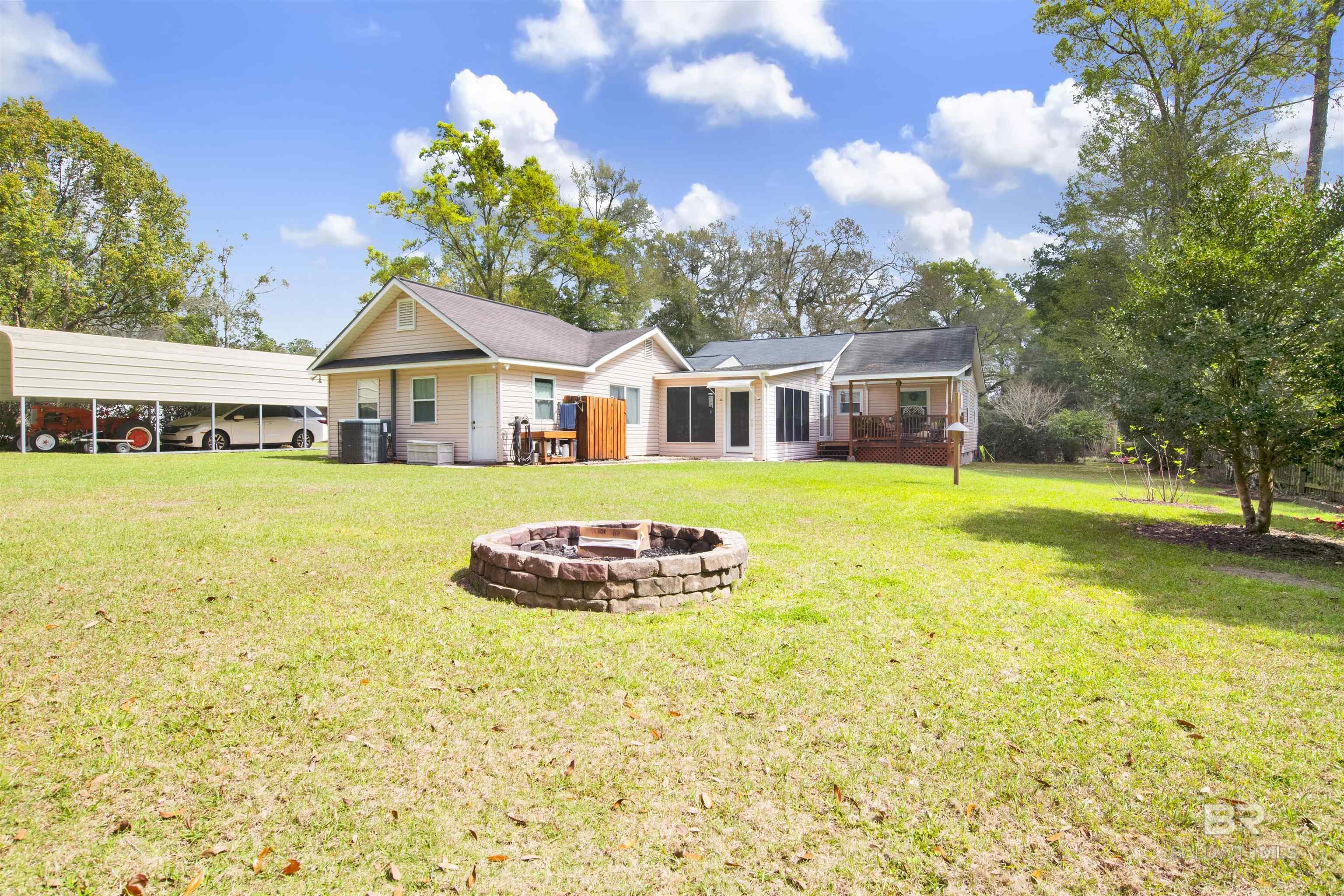 Image 4: Backyard