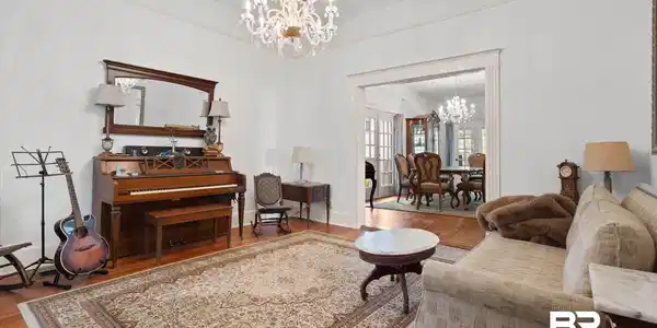 Image 2: Dining