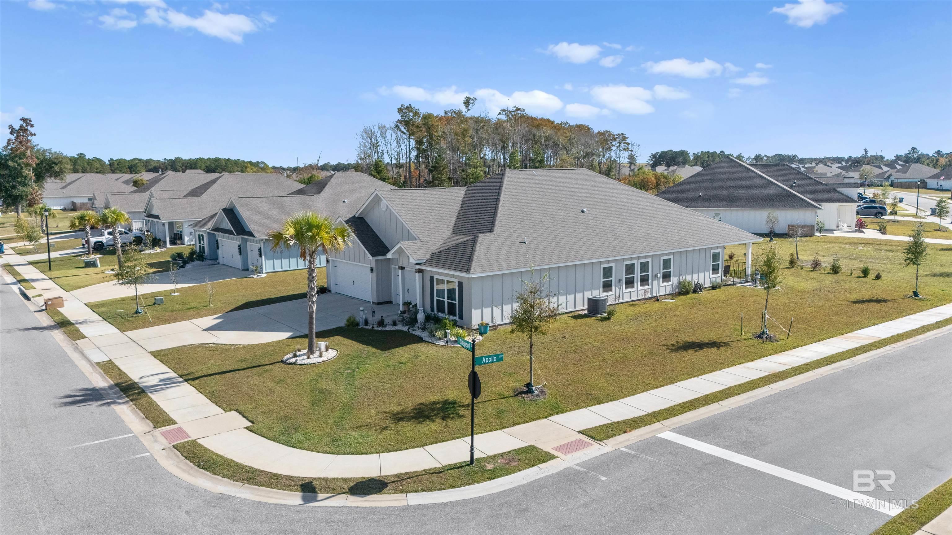 Image 3: Front Of Structure