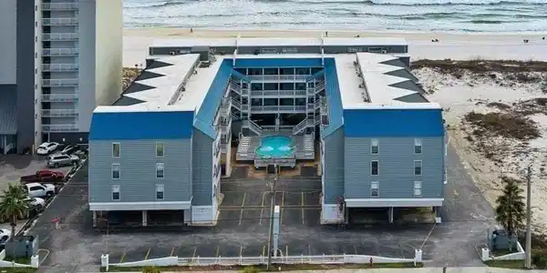 317 E Beach Boulevard