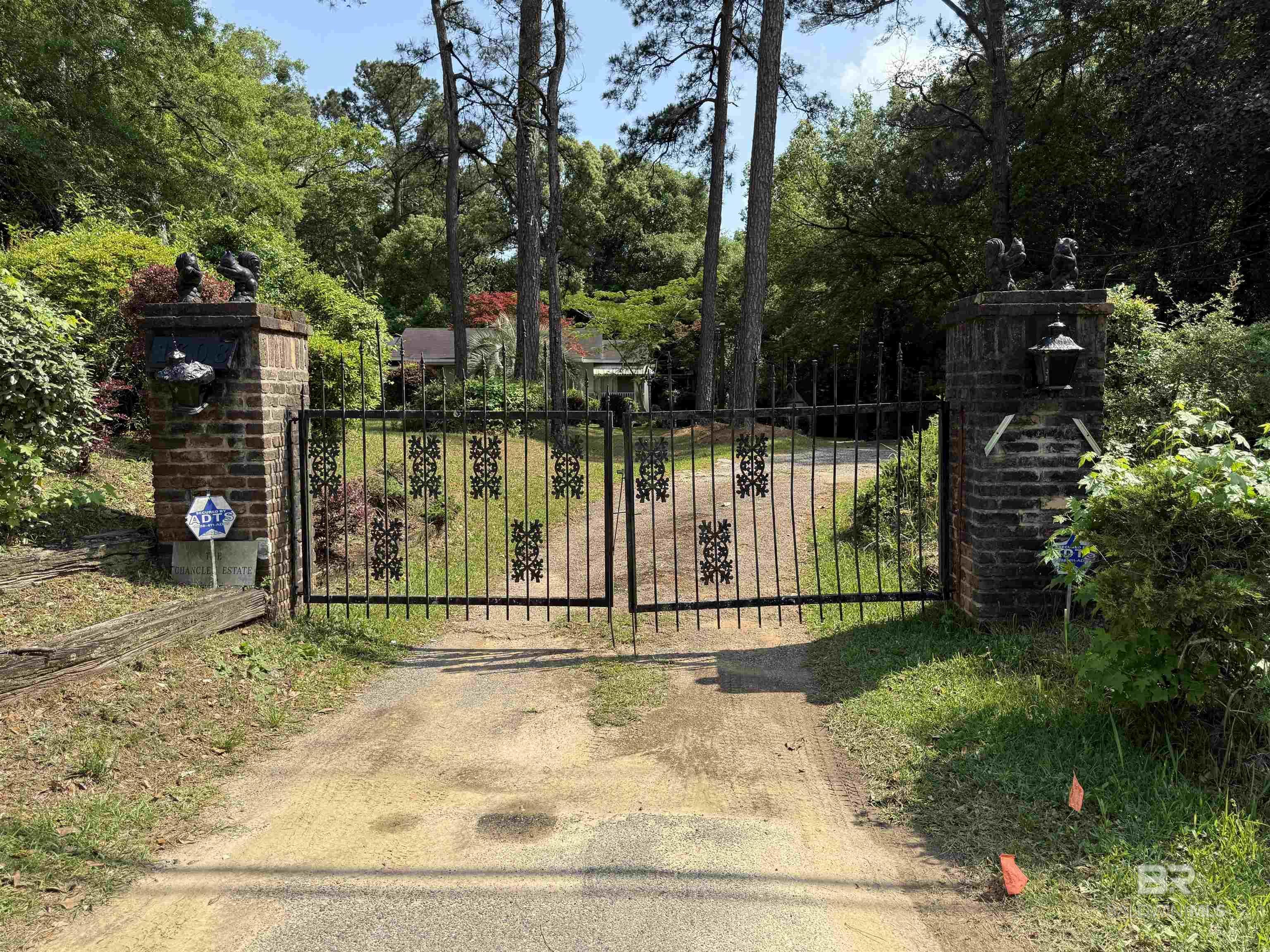 Image 2: Front Gate