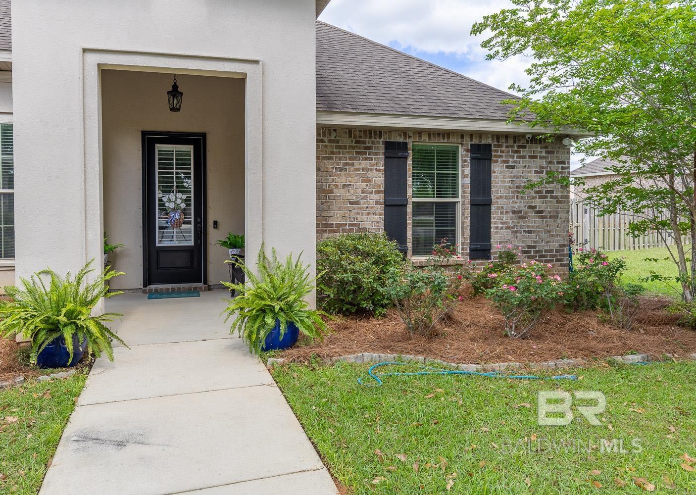 Image 3: Entry Way