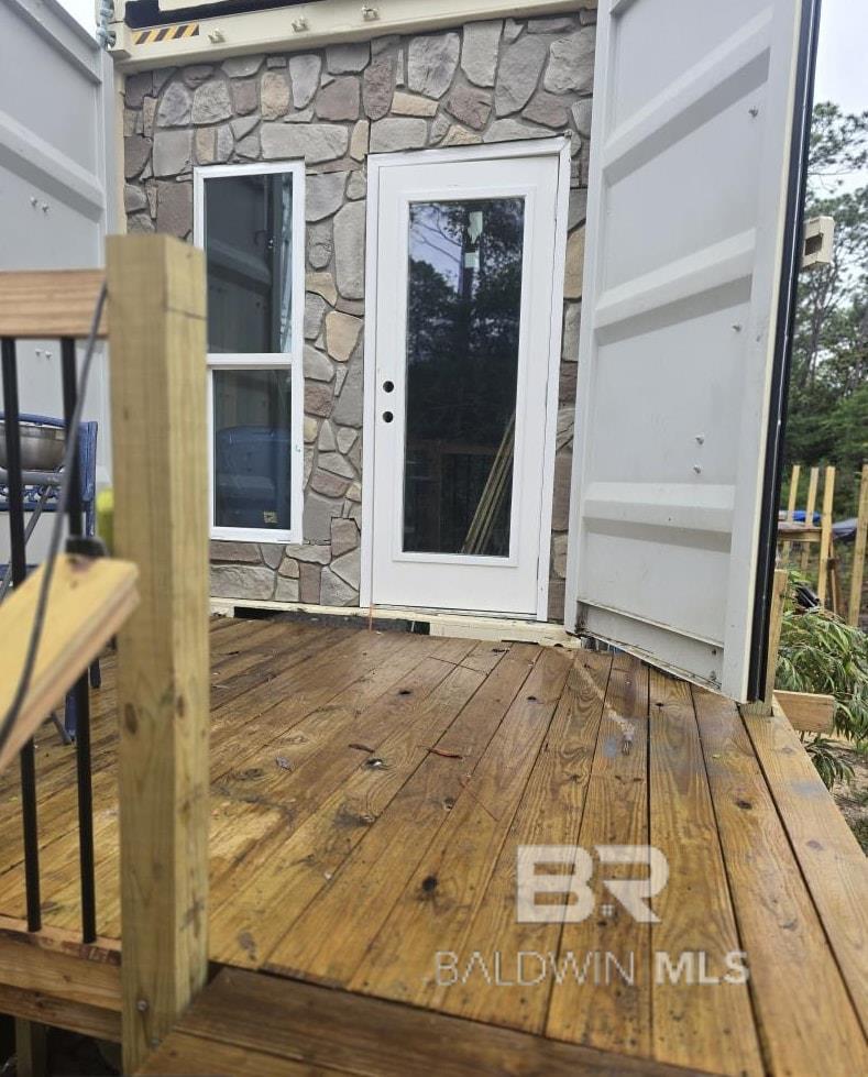 Image 3: Deck