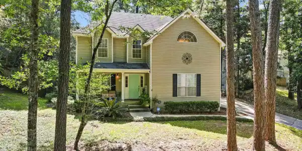 106 Creekside Drive