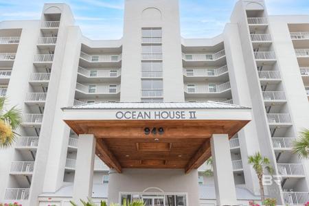 949 W Beach Boulevard