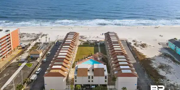 723 W Beach Boulevard