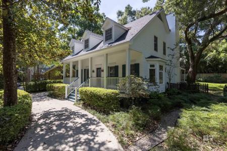 47 W Echo Lane