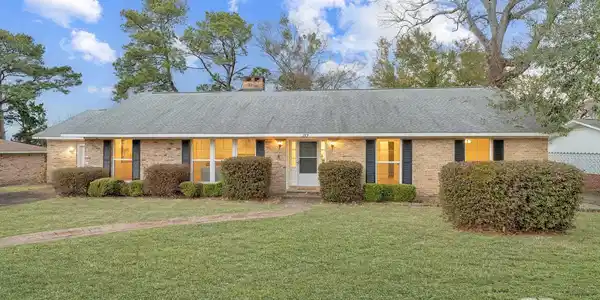 137 Fairway Drive