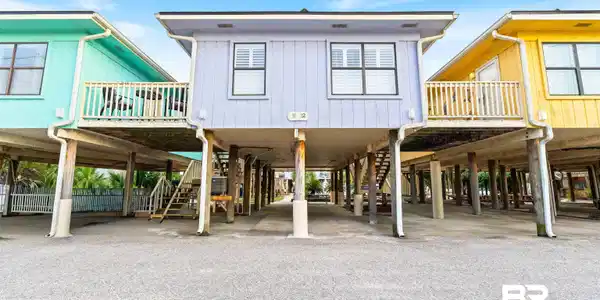 620 W Beach Boulevard