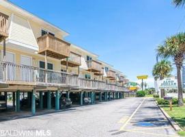 372 Beach Blvd