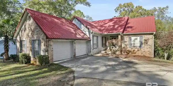 116 Lake Front Drive