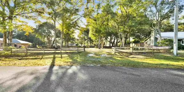 0 S Pickens Avenue