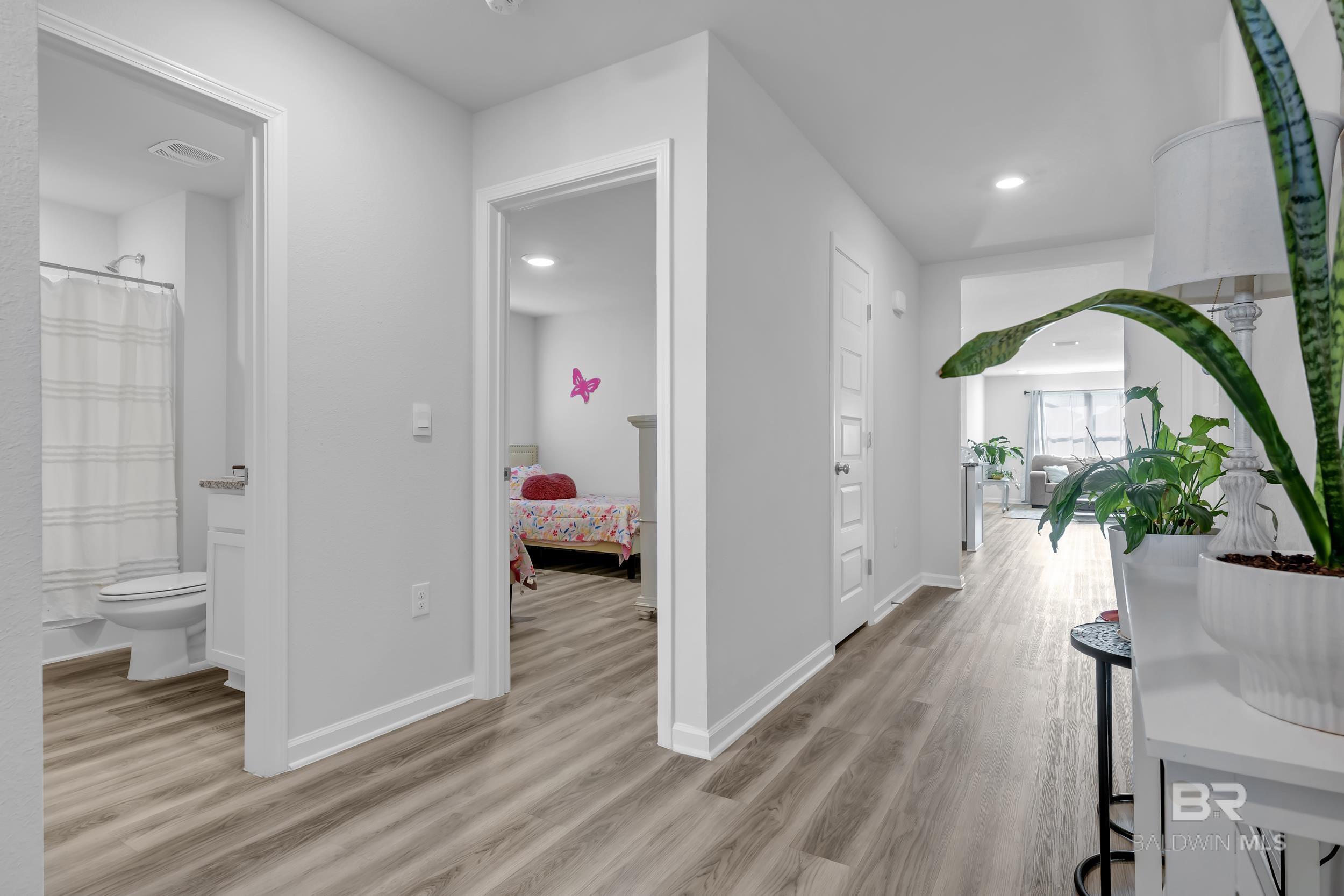 Image 4: Hallway