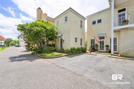 2 Masonic Drive