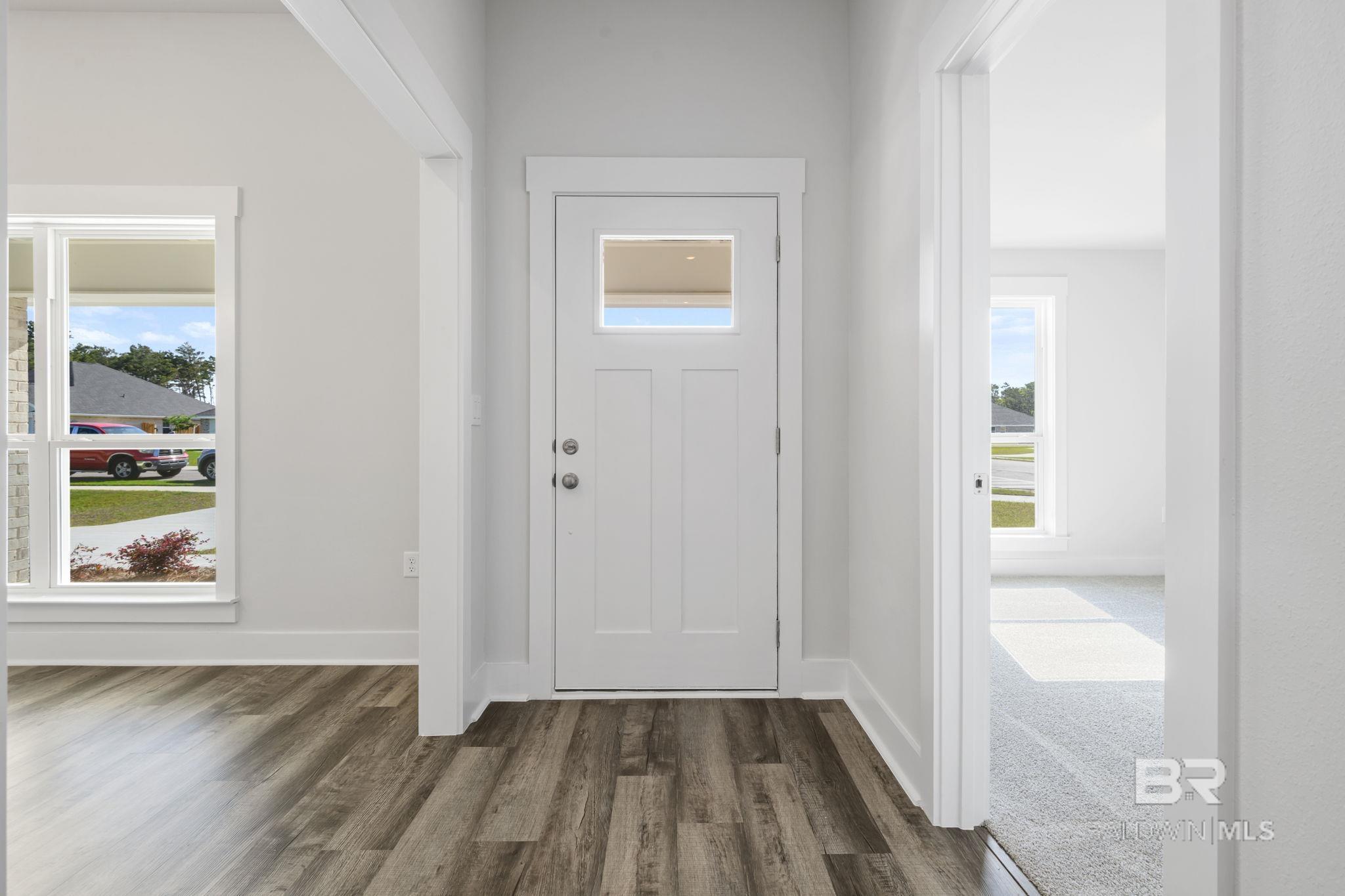 Image 4: Entrance Foyer