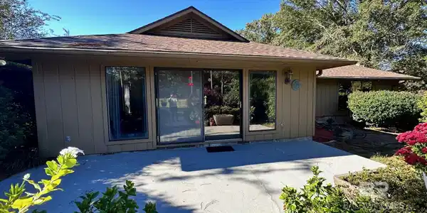 107 Bel Air Circle