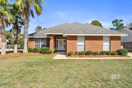 1448 W Fairway Drive