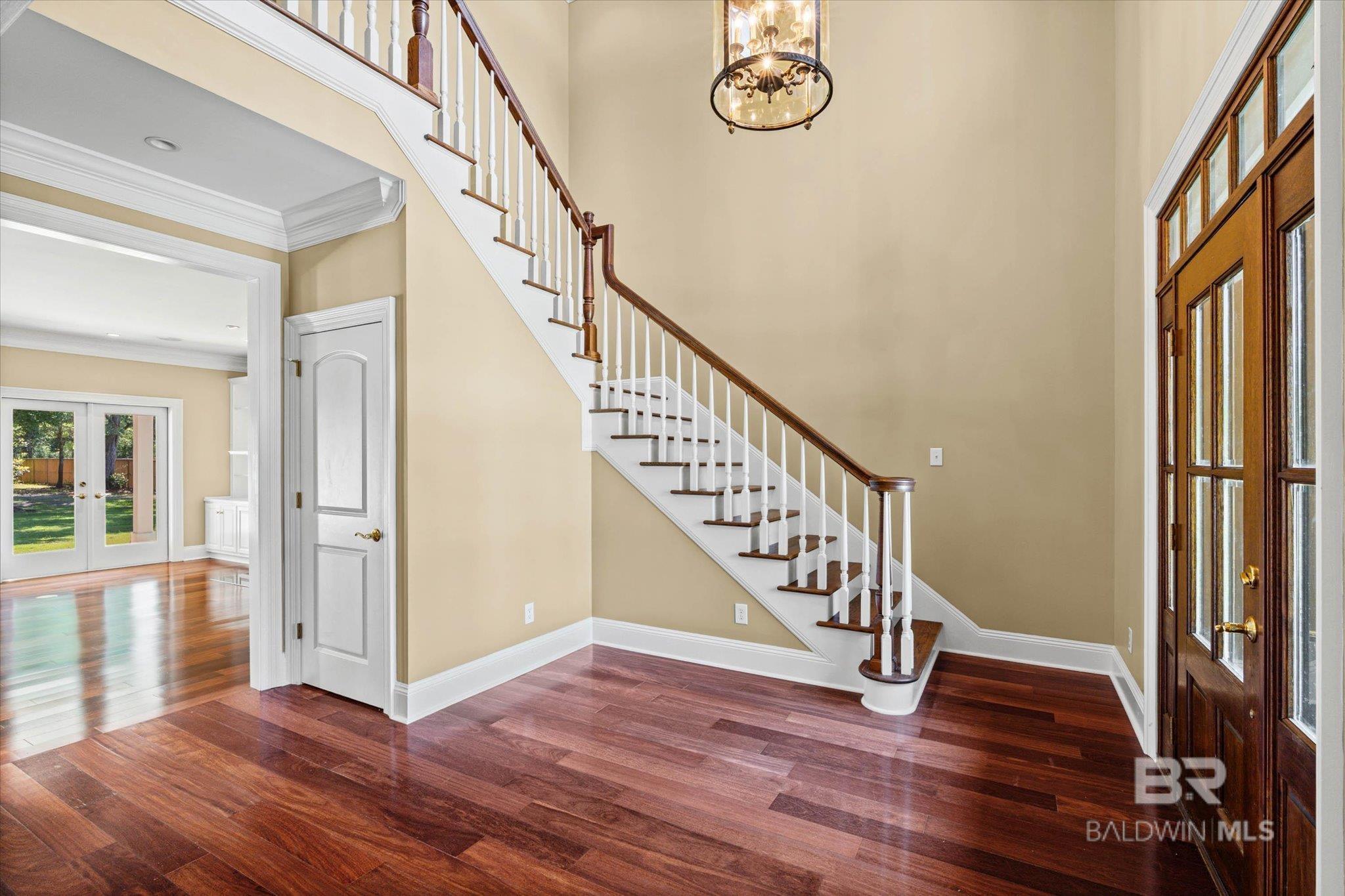 Image 3: Entrance Foyer