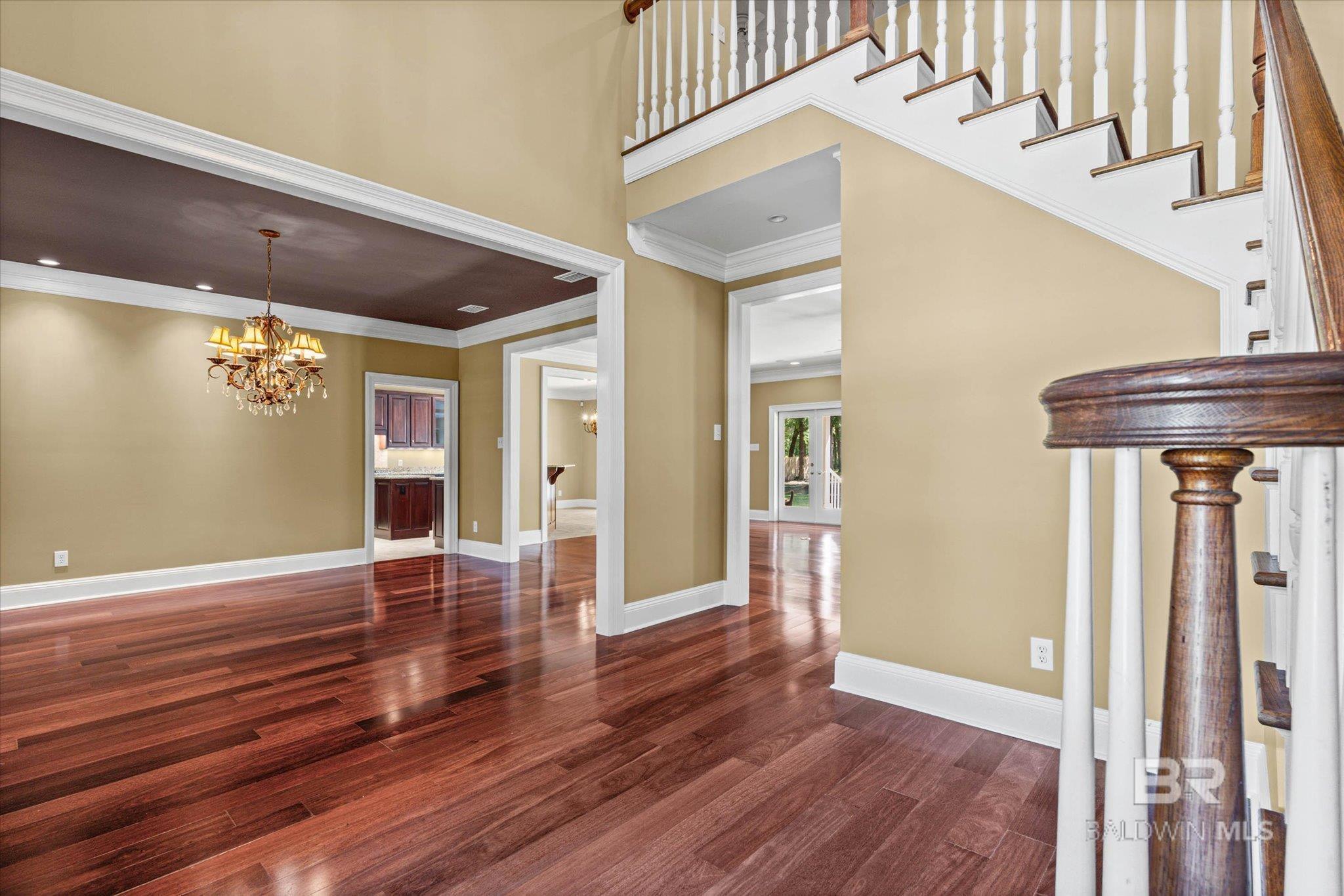Image 4: Entrance Foyer