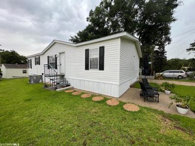 1349 Caney Loop