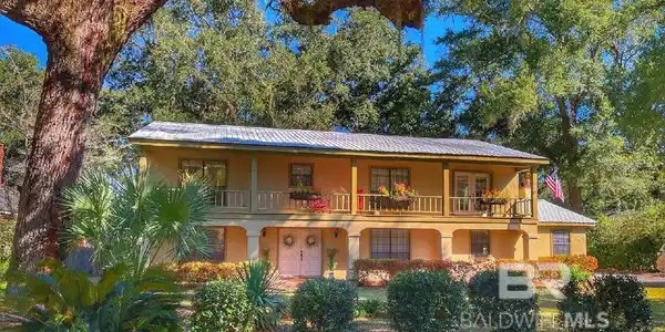 6535 Jacksons Oak Drive