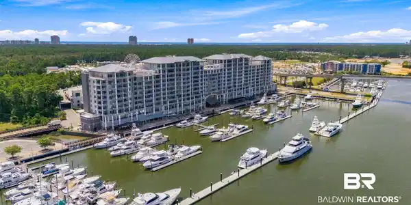 4851 Wharf Pkwy