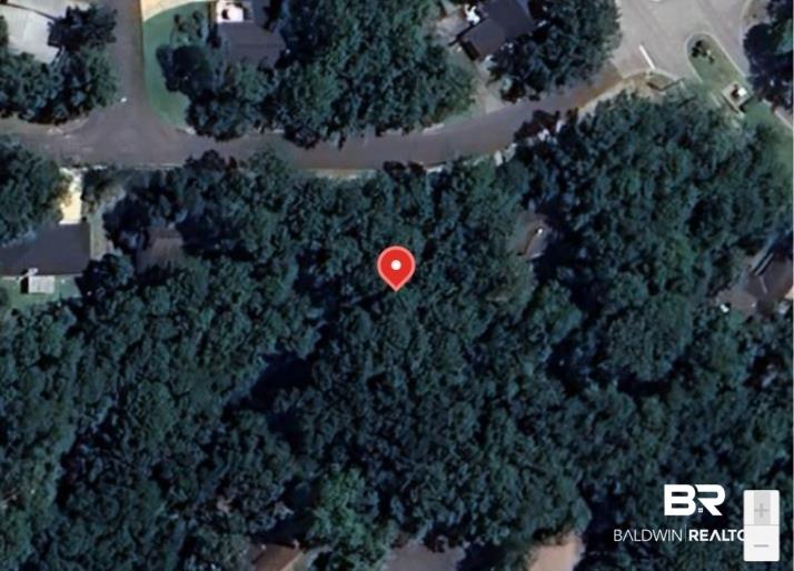 Image 4: Aerial view of property and surrounding area
