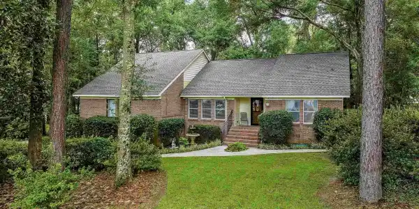 305 Beall Lane